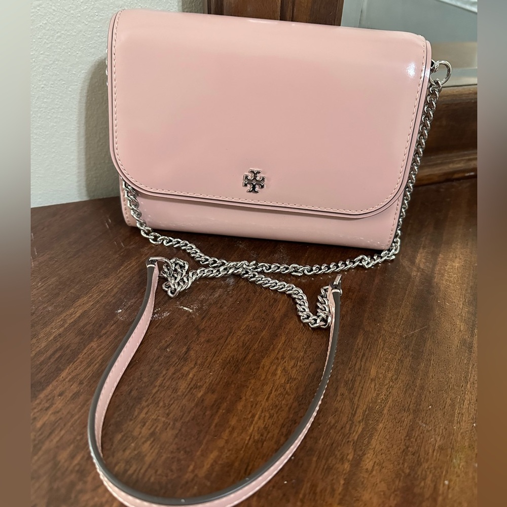 Tory Burch Emerson Chain Wallet Patent Leather Crossbody - Picture 5 of 6
